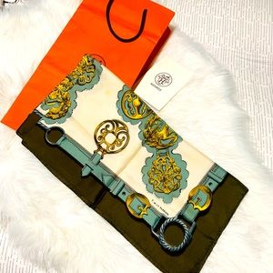 HERMES Francoise De La Perriere "Cuivreries" Olive Brown Equestrian Silk Scarf💯